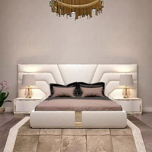Widescreen bed Italy light luxury style master bedroom double bed Hong Kong style leather art bed solid wood wedding bed white modern large apartment